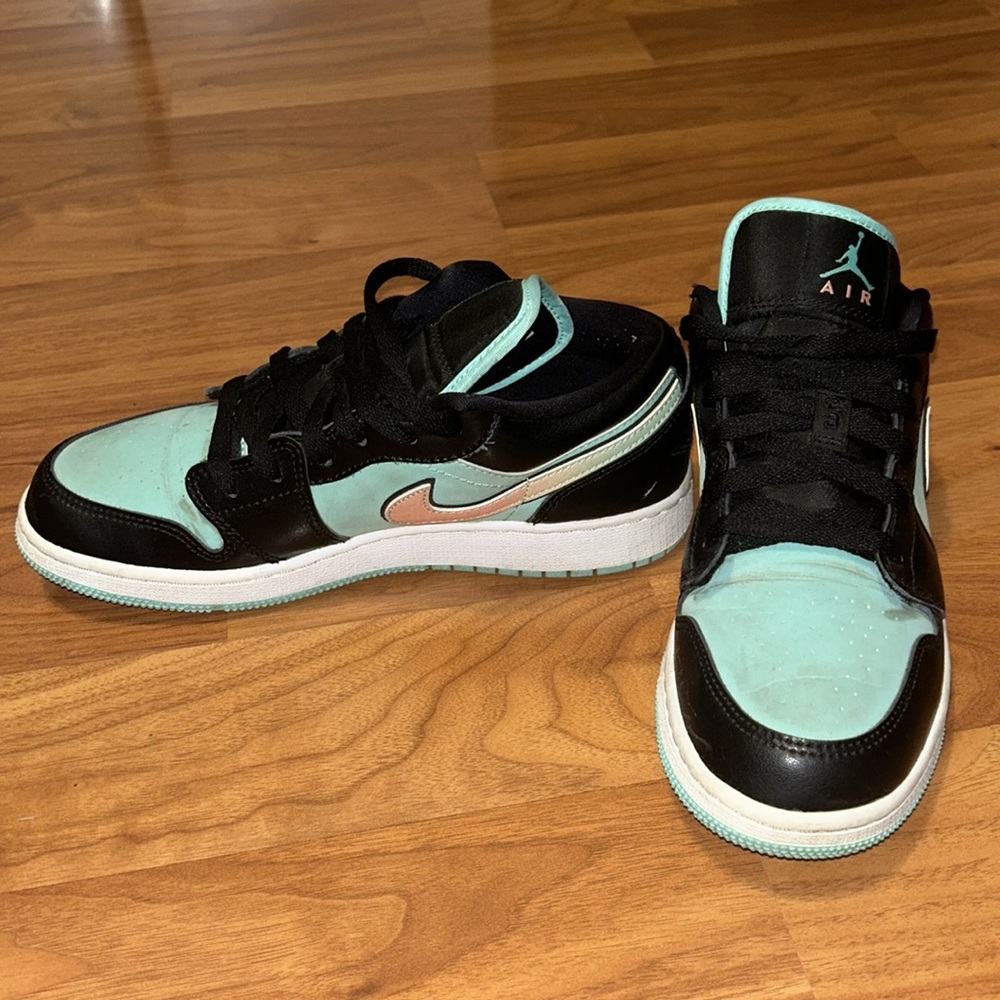 Jordan 1 - Picture 3 of 8
